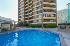 Spacious Condos with Private Balcony at Discovery Bay - Free Wifi, Near Beaches!